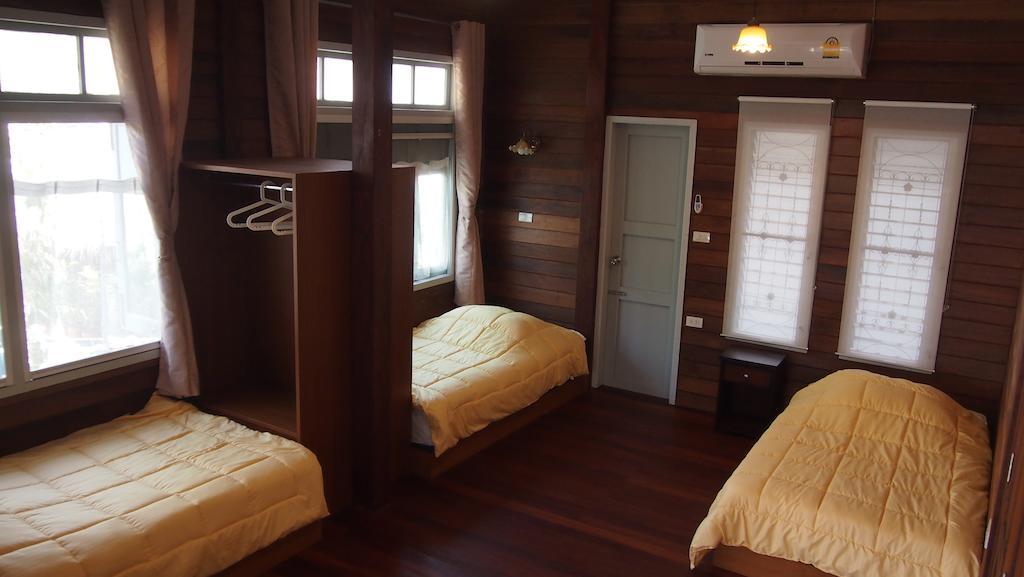 Ban Boonchu Bed & Breakfast Ayutthaya Rom bilde