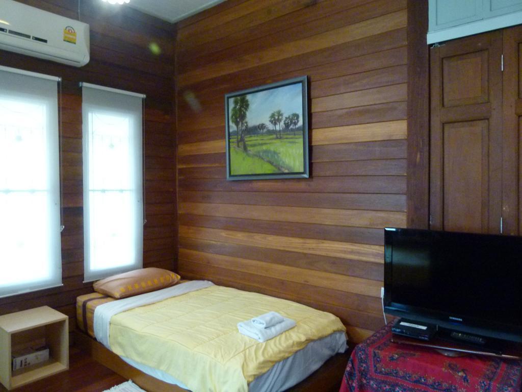 Ban Boonchu Bed & Breakfast Ayutthaya Eksteriør bilde
