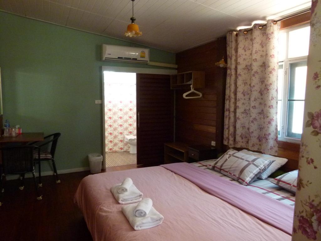 Ban Boonchu Bed & Breakfast Ayutthaya Eksteriør bilde